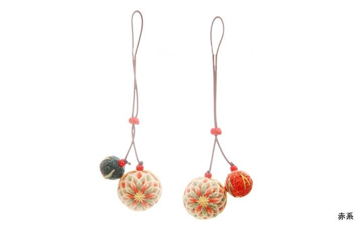 【讃岐かがり手まり保存会】栗林庵限定　YUITEMARI結い手まりストラップ・さくらんぼ