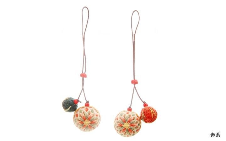 【讃岐かがり手まり保存会】 栗林庵限定　YUITEMARI結い手まりストラップ・さくらんぼ