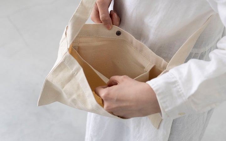 【かがわ物産館栗林庵】栗林庵オリジナル サコッシュ